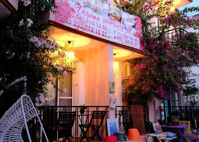 Hotell Yesim Çeşme