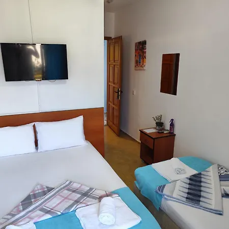 Yesim Hotel *